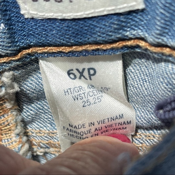 NWT OshKosh B’gosh Light Wash Bootcut Girls Denim Jeans - Picture 8 of 9